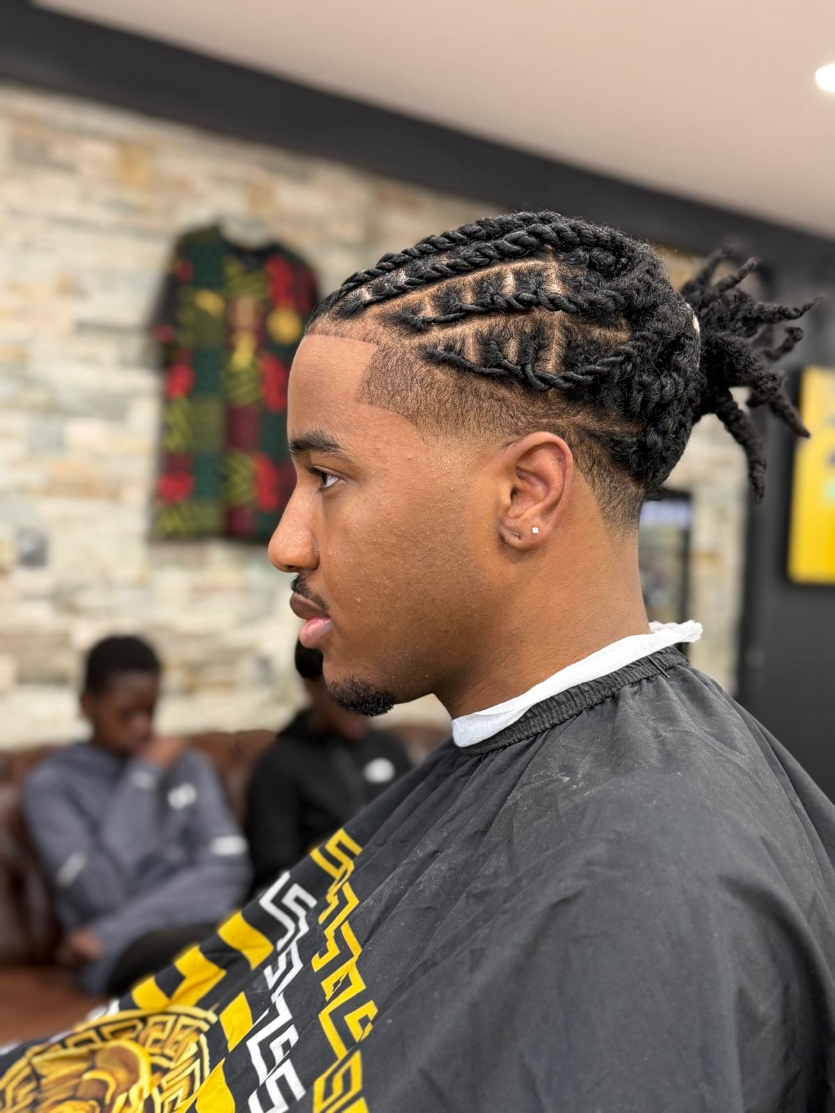 Tresses homme avec contours précis